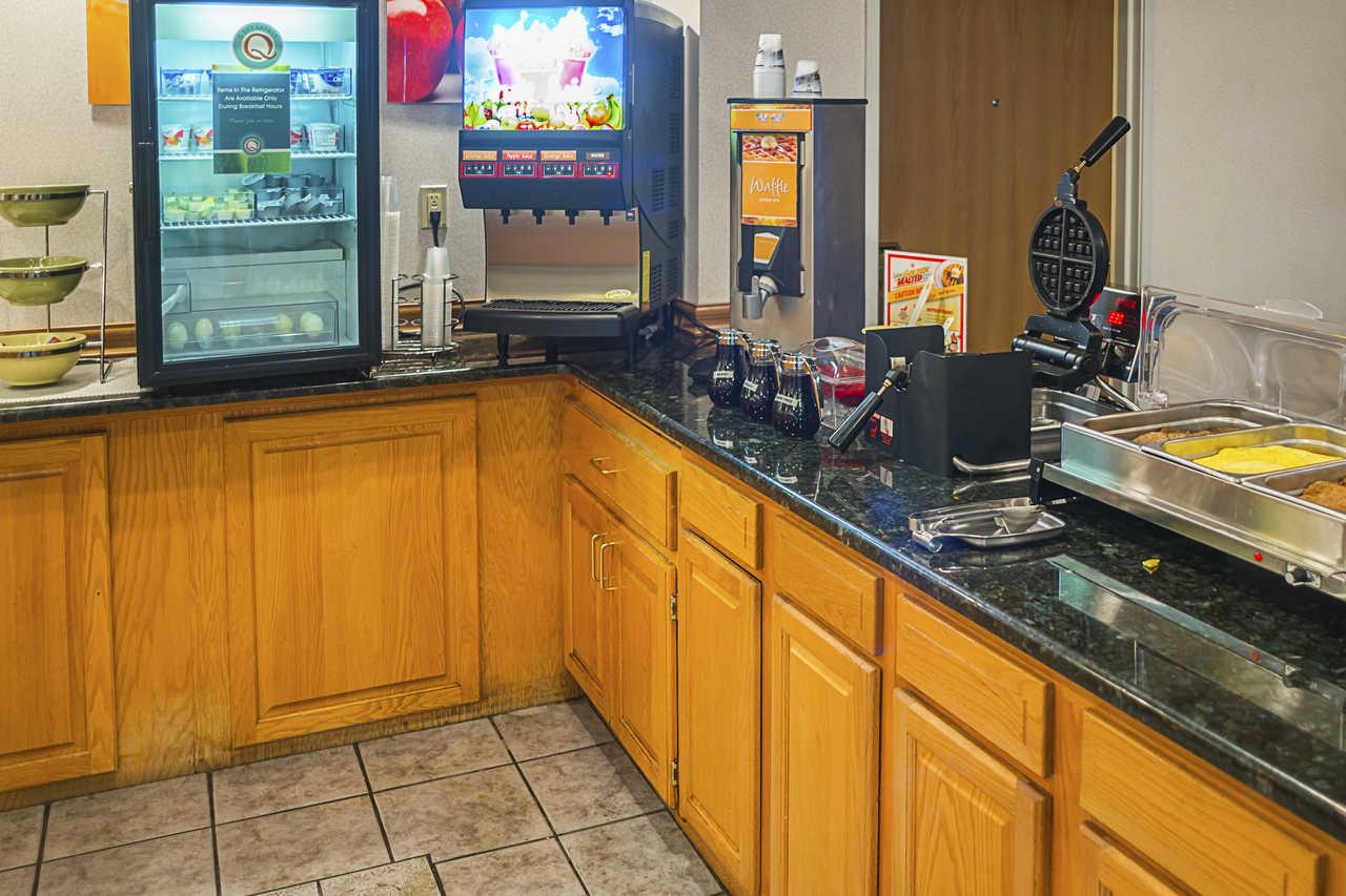 Quality Inn Near Monument Health Rapid City Hospital Екстериор снимка