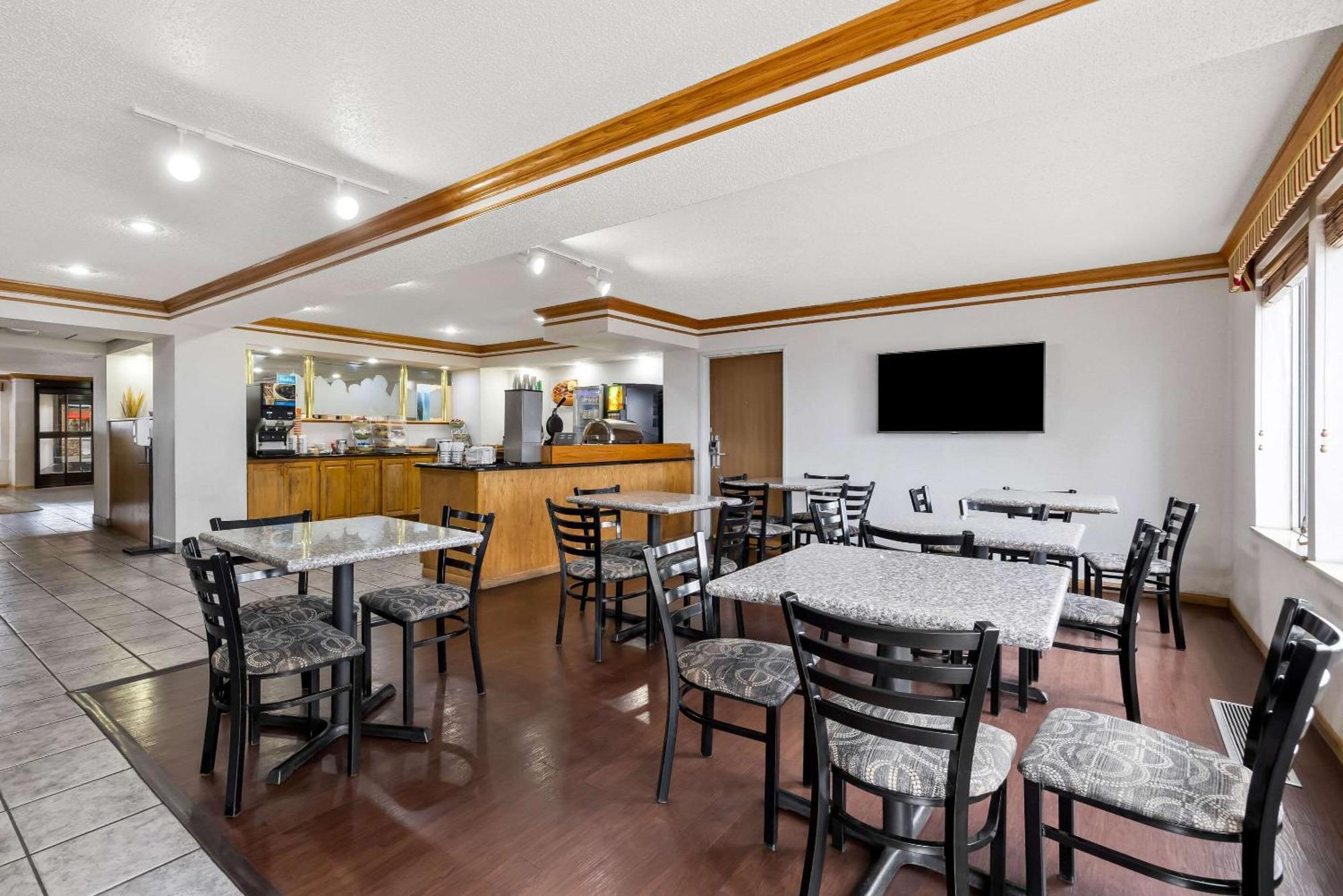 Quality Inn Near Monument Health Rapid City Hospital Екстериор снимка