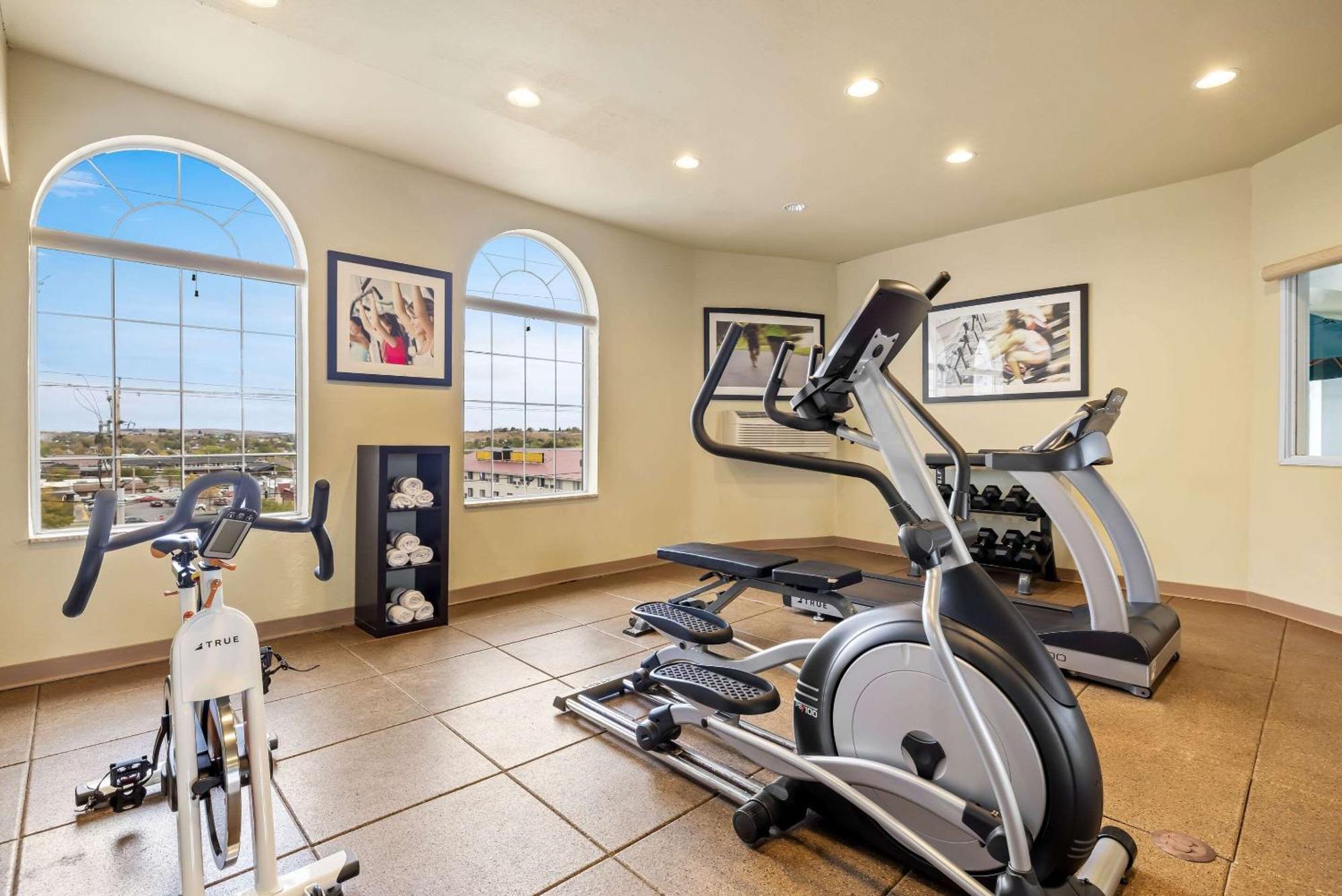 Quality Inn Near Monument Health Rapid City Hospital Екстериор снимка